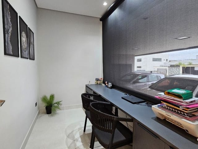 Casa com 600m² 3 quartos e 5 banheiros, à venda, no bairro Condomínio Residencial Colinas do Paratehy em São José dos Campos