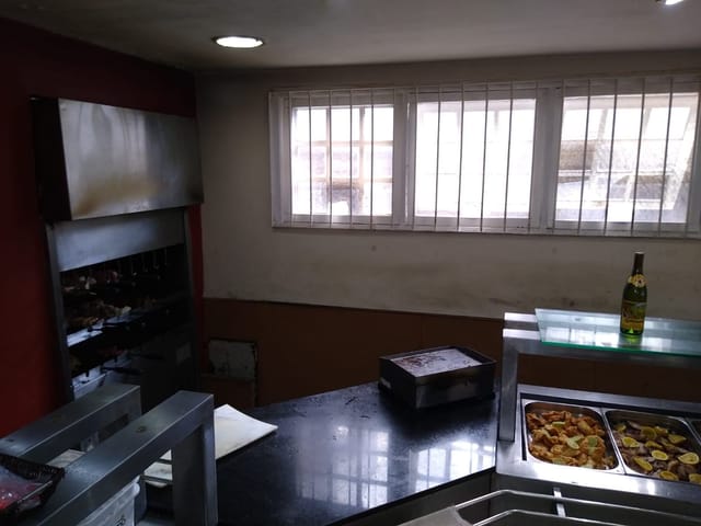 Casa à venda ou para alugar, no bairro Centro em Petrópolis