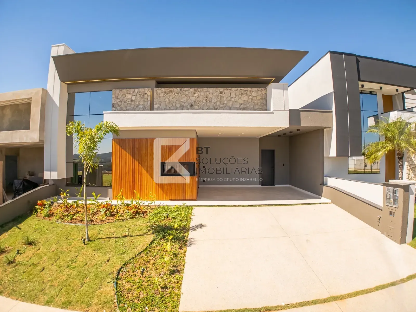 Casa, 3 quartos, 195 m² - Foto 1