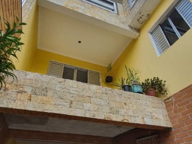 Casa com 325m² 6 quartos e 4 banheiros, à venda, no bairro Jardim Infant's Garden em Jandira