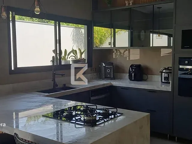 Casa com 360m² 3 quartos e 3 banheiros, à venda, no bairro Parque São Lourenço em Indaiatuba