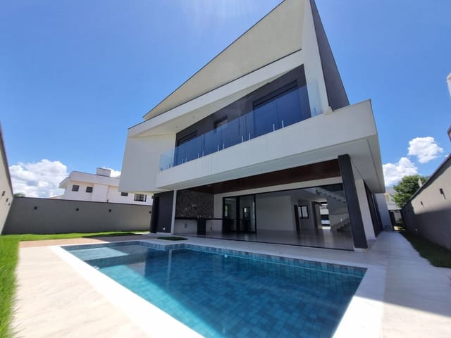 Casa com 450m² 5 quartos e 6 banheiros, à venda, no bairro Jardim do Golfe em São José dos Campos