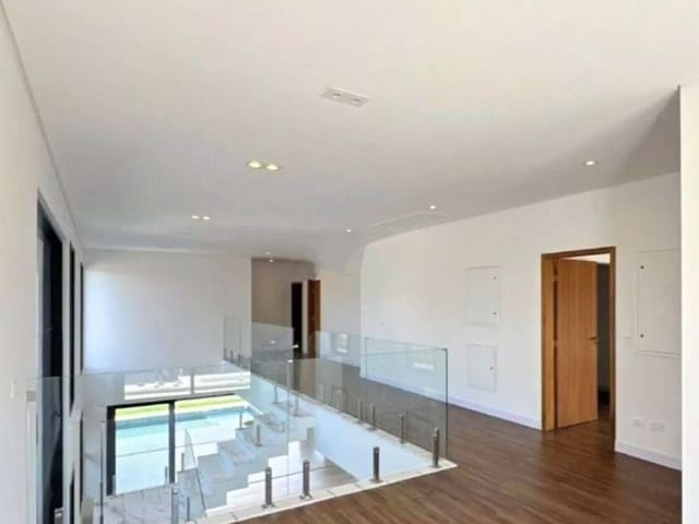 Casa com 450m² 5 quartos e 6 banheiros, à venda, no bairro Jardim do Golfe em São José dos Campos