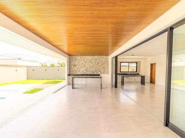 Casa com 450m² 5 quartos e 6 banheiros, à venda, no bairro Jardim do Golfe em São José dos Campos