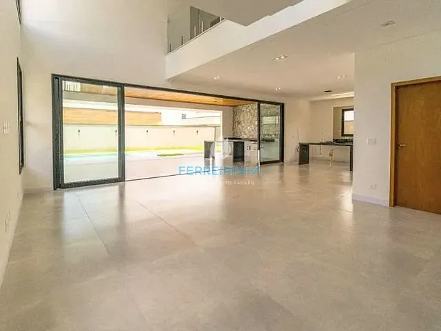 Casa com 450m² 5 quartos e 6 banheiros, à venda, no bairro Jardim do Golfe em São José dos Campos