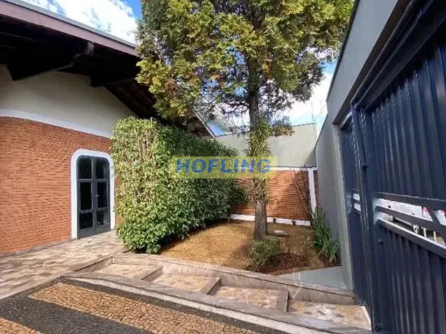 Casa com 300m², à venda, no bairro Jardim São Paulo em Rio Claro