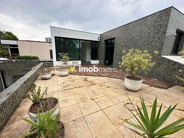 Casa com 679m² 8 quartos e 6 banheiros, à venda ou para alugar, no bairro Nova Campinas em Campinas