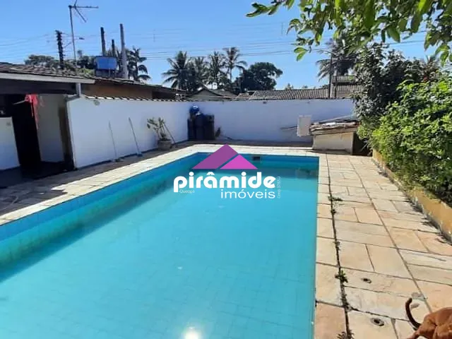 Casa com 342m² 4 quartos e 2 banheiros, à venda, no bairro Loteamento Recreio Juqueriquerê em Caraguatatuba