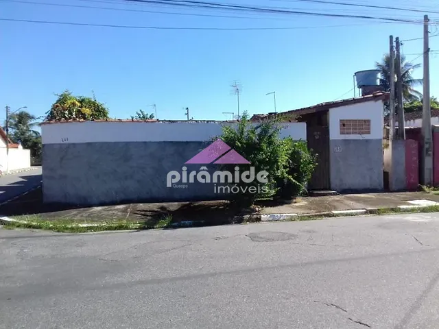 Casa com 342m² 4 quartos e 2 banheiros, à venda, no bairro Loteamento Recreio Juqueriquerê em Caraguatatuba