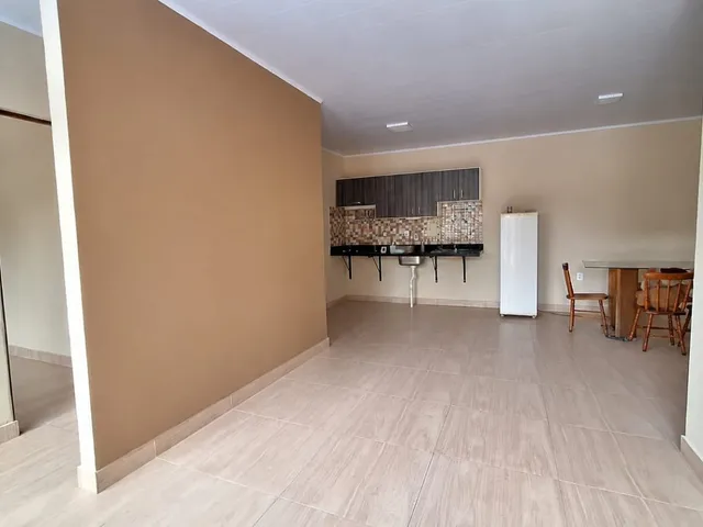Casa com 432m² 3 quartos e 2 banheiros, à venda, no bairro Laranjal em Pelotas