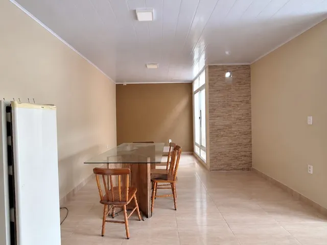 Casa com 432m² 3 quartos e 2 banheiros, à venda, no bairro Laranjal em Pelotas