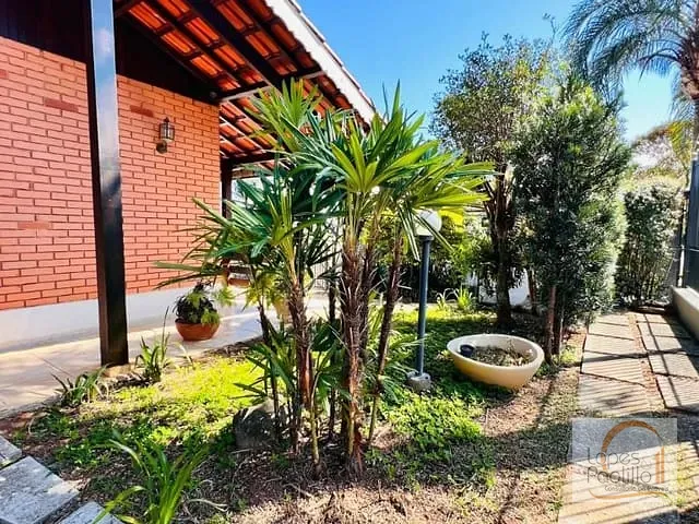 Casa com 734m² 2 quartos e 2 banheiros, à venda, no bairro Nirvana em Atibaia