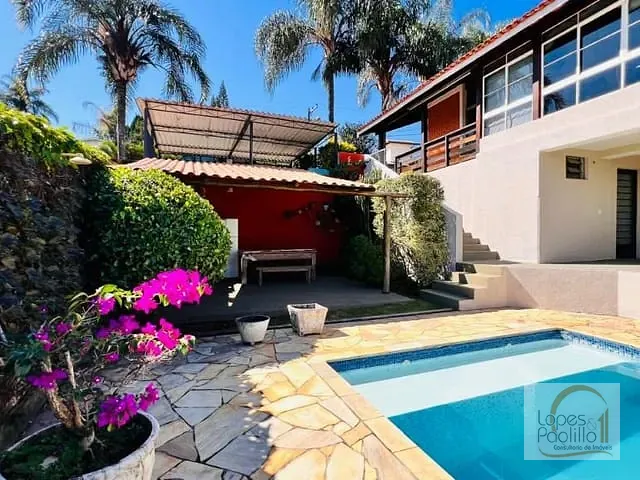 Casa com 734m² 2 quartos e 2 banheiros, à venda, no bairro Nirvana em Atibaia