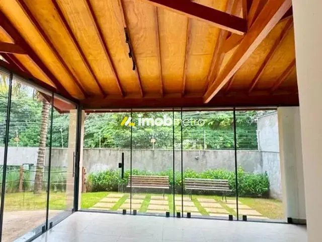 Casa com 375m² 2 quartos e 2 banheiros, para alugar, no bairro Jardim das Paineiras em Campinas