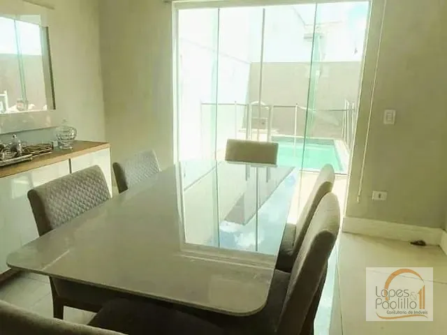 Casa com 175m² 3 quartos e 2 banheiros, à venda, no bairro Nova Cerejeira em Atibaia