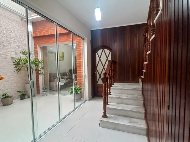 Casa com 451m² 3 quartos e 3 banheiros, à venda, no bairro Centro em Pelotas