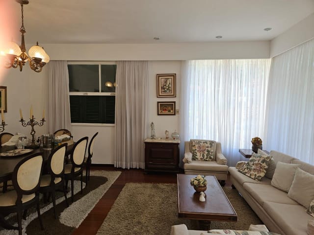 Casa com 1000m², para alugar, no bairro Centro em Petrópolis