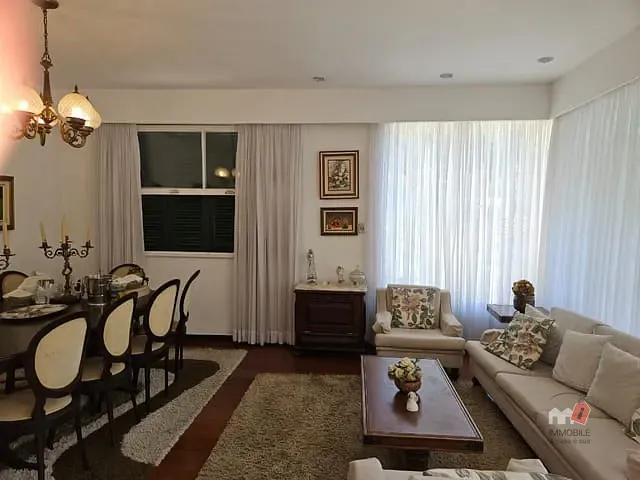 Casa com 1000m², à venda ou para alugar, no bairro Centro em Petrópolis