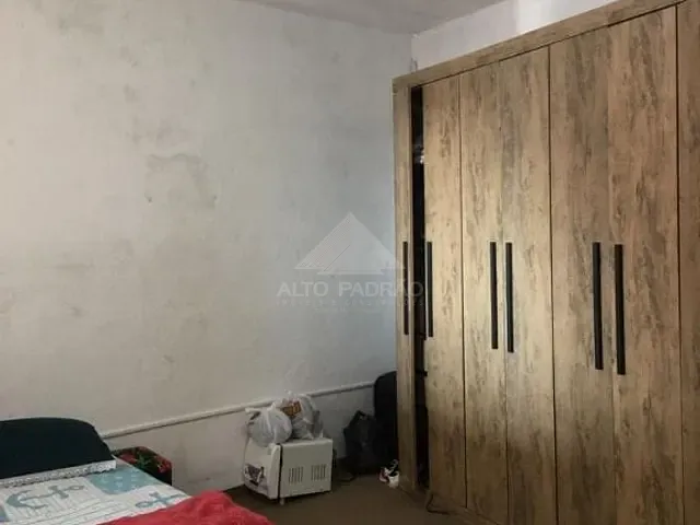 Casa com 348m² 2 quartos e 1 banheiro, à venda, no bairro Jardim São Gabriel em Mauá