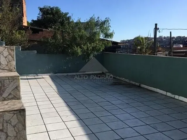 Casa com 348m² 2 quartos e 1 banheiro, à venda, no bairro Jardim São Gabriel em Mauá