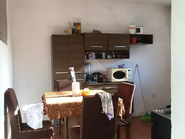 Casa com 348m² 2 quartos e 1 banheiro, à venda, no bairro Jardim São Gabriel em Mauá