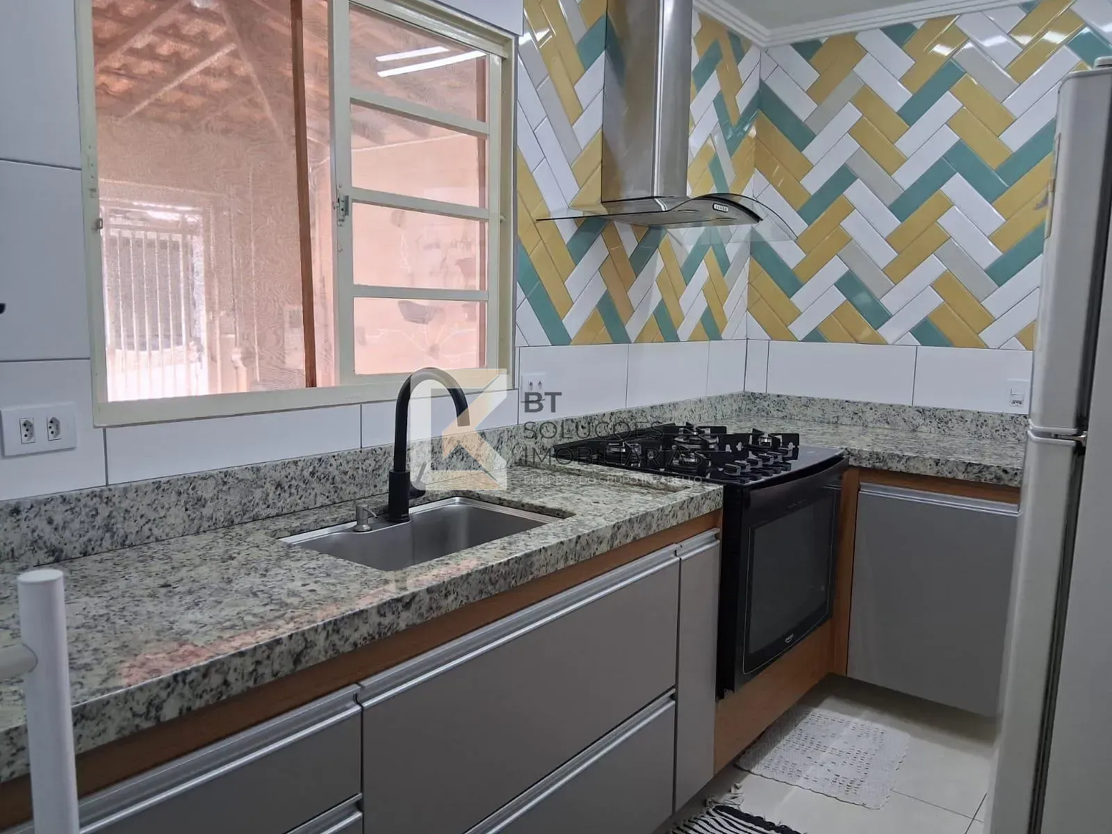 Casa, 3 quartos, 135 m² - Foto 1