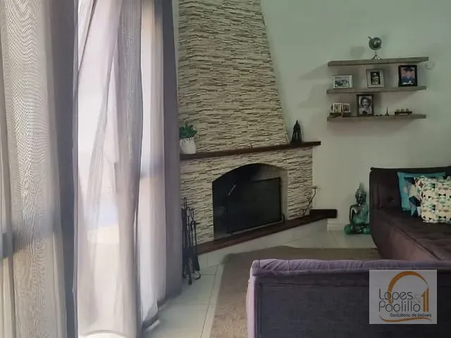 Casa com 680m² 4 quartos e 3 banheiros, à venda ou para alugar, no bairro Condomínio Residencial Shamballa II em Atibaia