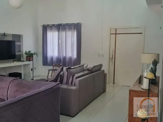 Casa com 680m² 4 quartos e 3 banheiros, à venda ou para alugar, no bairro Condomínio Residencial Shamballa II em Atibaia