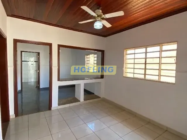 Casa com 248m² 2 quartos e 1 banheiro, à venda, no bairro Cidade Jardim em Rio Claro