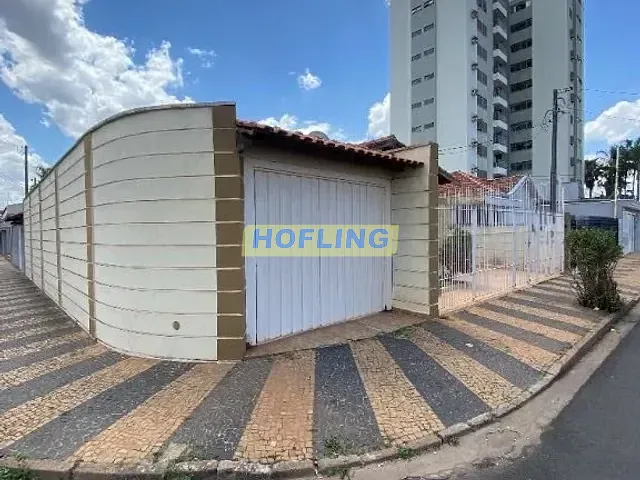 Casa com 248m² 2 quartos e 1 banheiro, à venda, no bairro Cidade Jardim em Rio Claro