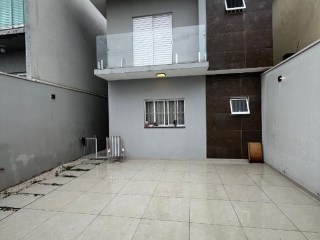Casa com 175m² 3 quartos e 3 banheiros, à venda, no bairro Portais (Polvilho) em Cajamar