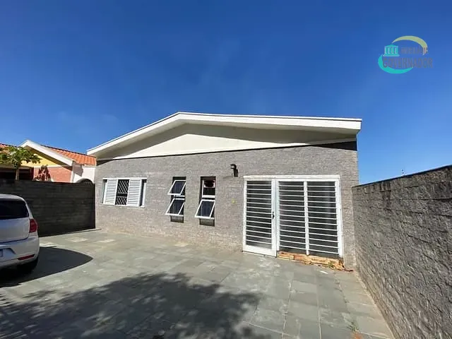 Casa com 317m² 2 quartos e 1 banheiro, à venda, no bairro Vila São Bento em Campinas