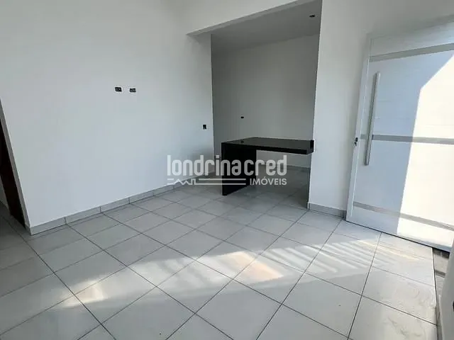Casa com 126m² 3 quartos e 2 banheiros, à venda, no bairro Jardim Verona em Londrina