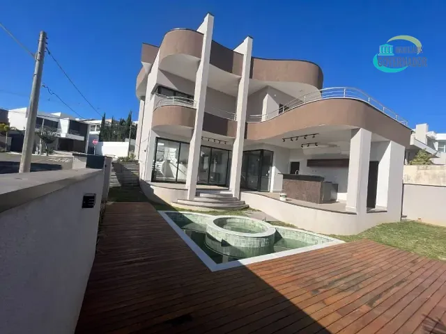 Casa com 403m² 4 quartos e 6 banheiros, à venda, no bairro Swiss Park em Campinas