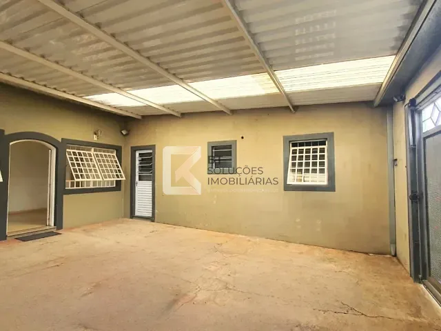 Casa com 250m² 2 quartos e 3 banheiros, à venda, no bairro Jardim Santa Rita em Indaiatuba