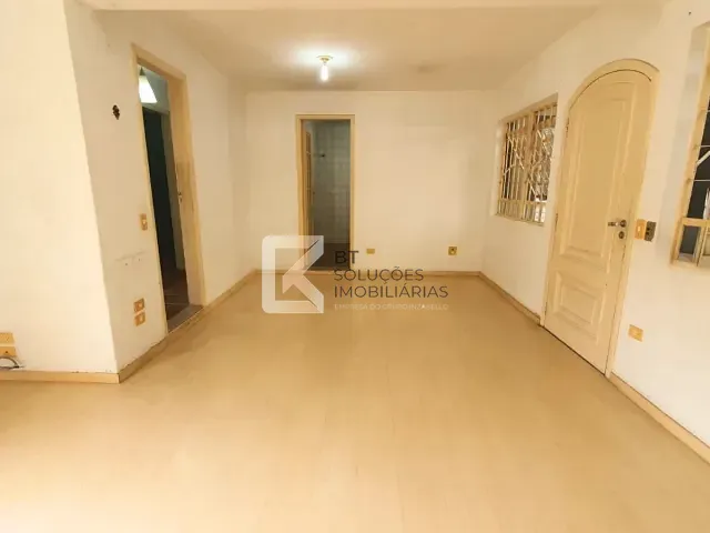 Casa com 250m² 2 quartos e 3 banheiros, à venda, no bairro Jardim Santa Rita em Indaiatuba