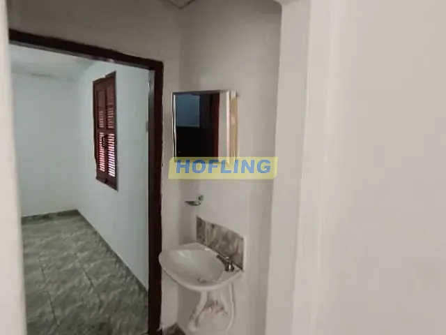 Casa com 1m², para alugar, no bairro Parque Universitário em Rio Claro