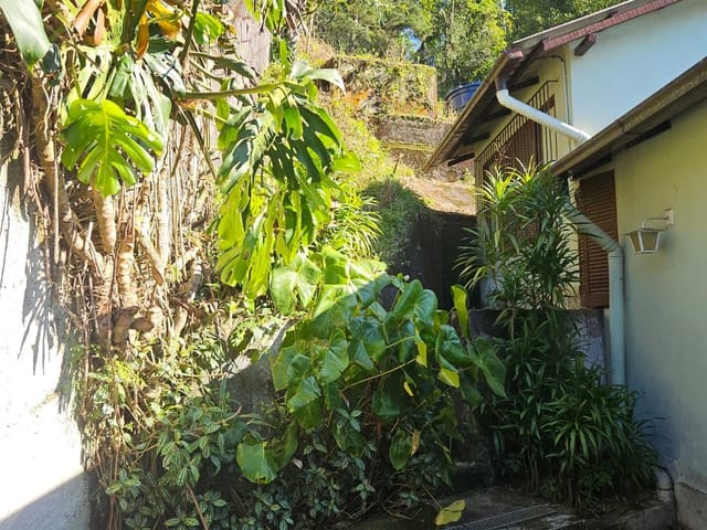 Casa com 1000m² 4 quartos e 1 banheiro, à venda, no bairro Independência em Petrópolis