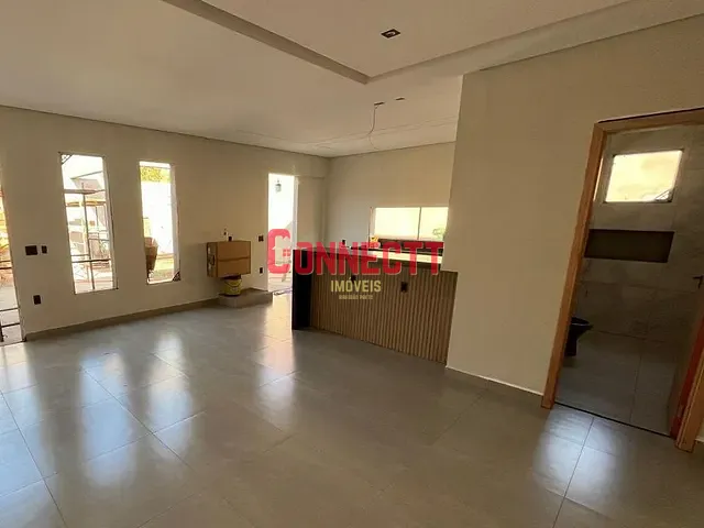 Casa com 190m² 2 quartos e 1 banheiro, à venda, no bairro Jardim Florestan Fernandes em Ribeirão Preto