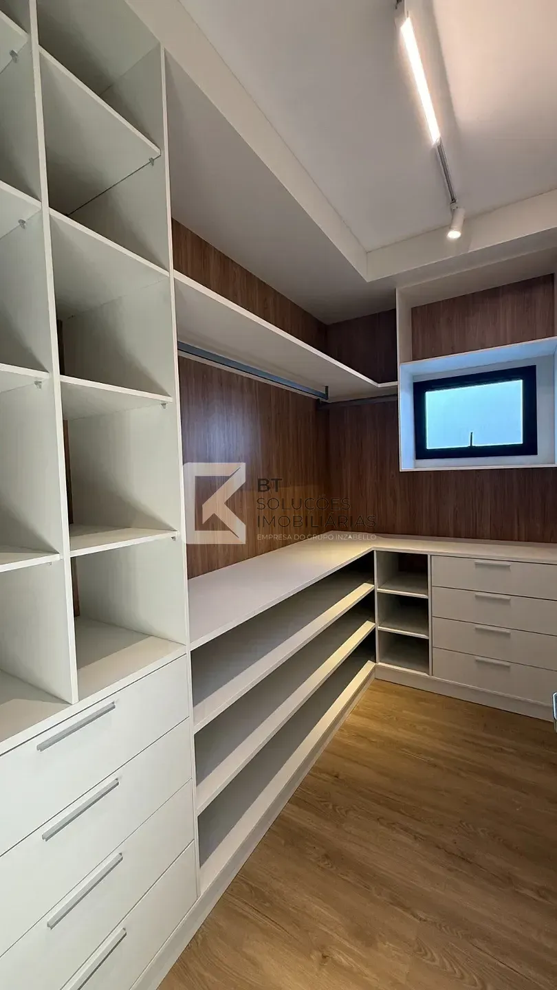 Casa, 3 quartos, 210 m² - Foto 32