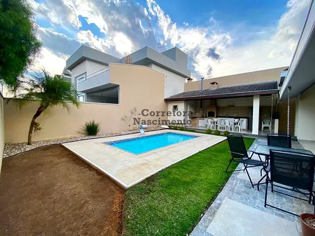 Casa com 375m² 3 quartos e 5 banheiros, à venda, no bairro Jardim Califórnia em Jacareí