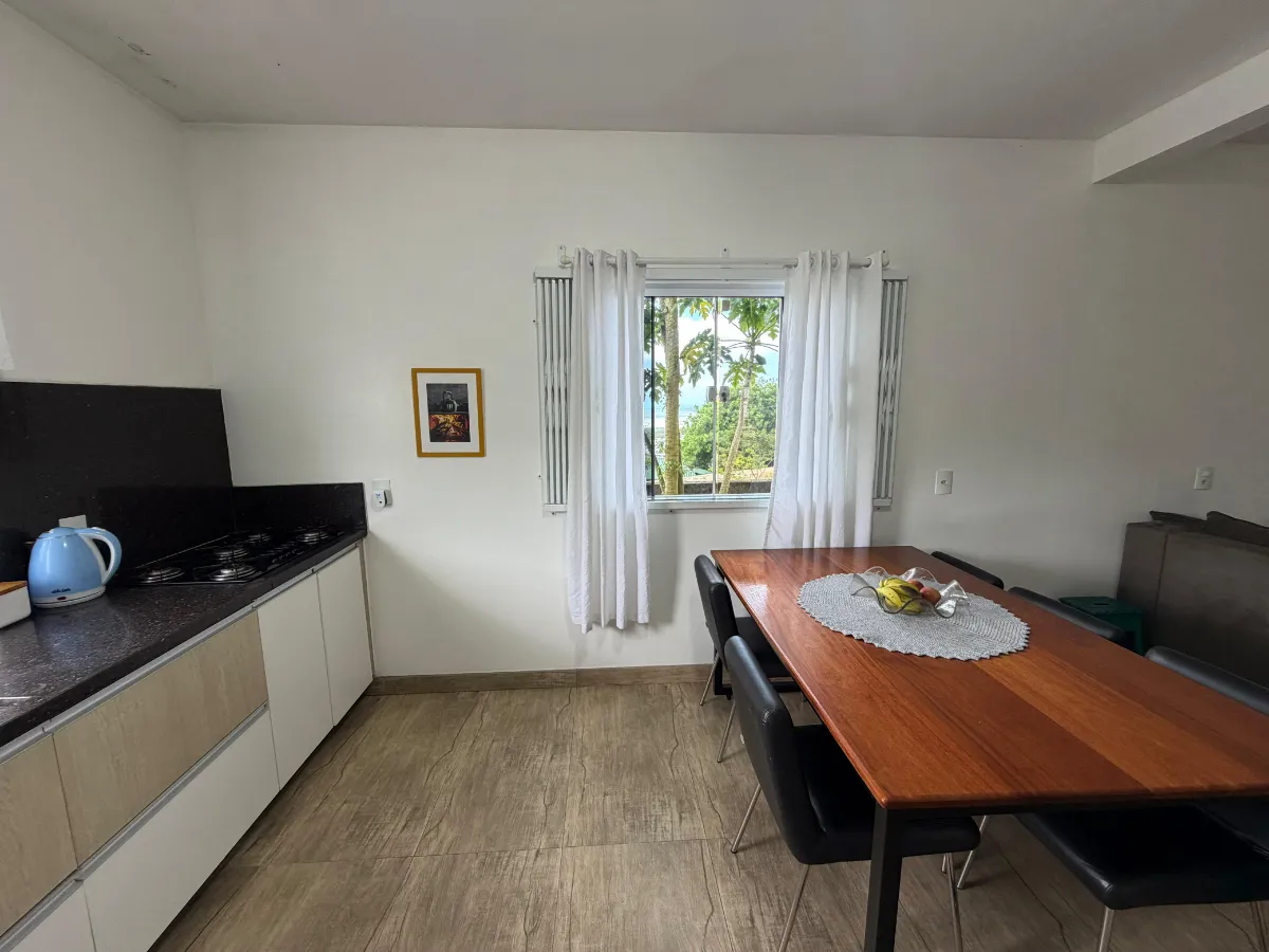 Casa para venda em Boa Vista com 2 quartos, sendo 1 suíte, 140m²