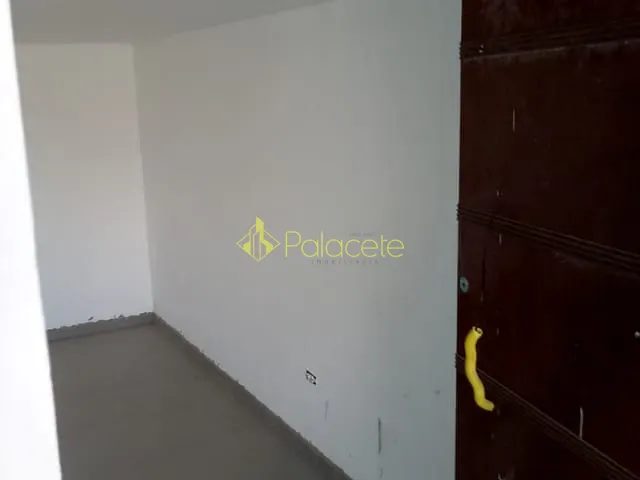 Casa com 250m² 3 quartos e 3 banheiros, à venda, no bairro Vila Suiça em Pindamonhangaba