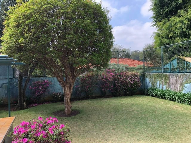 Casa com 489m² 5 quartos e 4 banheiros, à venda ou para alugar, no bairro Jardim Everest em São Paulo