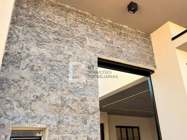 Casa com 150m² 3 quartos e 2 banheiros, à venda, no bairro Jardim Bom Sucesso em Indaiatuba