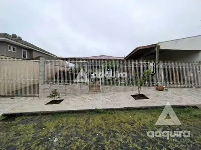 Casa com 340m² 3 quartos e 3 banheiros, à venda, no bairro Ronda em Ponta Grossa