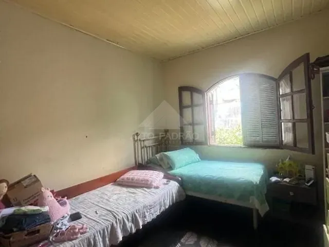 Casa com 250m² 2 quartos e 1 banheiro, à venda, no bairro Jardim Pilar em Mauá