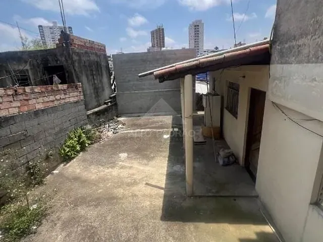 Casa com 250m² 2 quartos e 1 banheiro, à venda, no bairro Jardim Pilar em Mauá