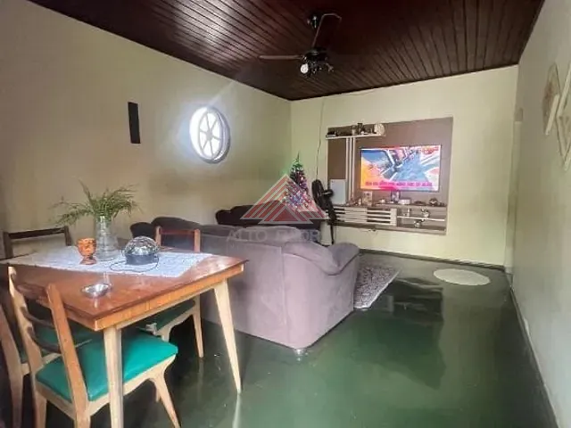 Casa com 250m² 2 quartos e 1 banheiro, à venda, no bairro Jardim Pilar em Mauá