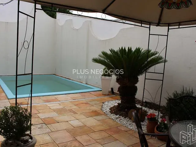 Casa com 330m² 4 quartos e 3 banheiros, à venda ou para alugar, no bairro Jardim América em Sorocaba